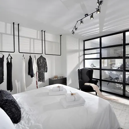 Ater Albus By K&k * Athens